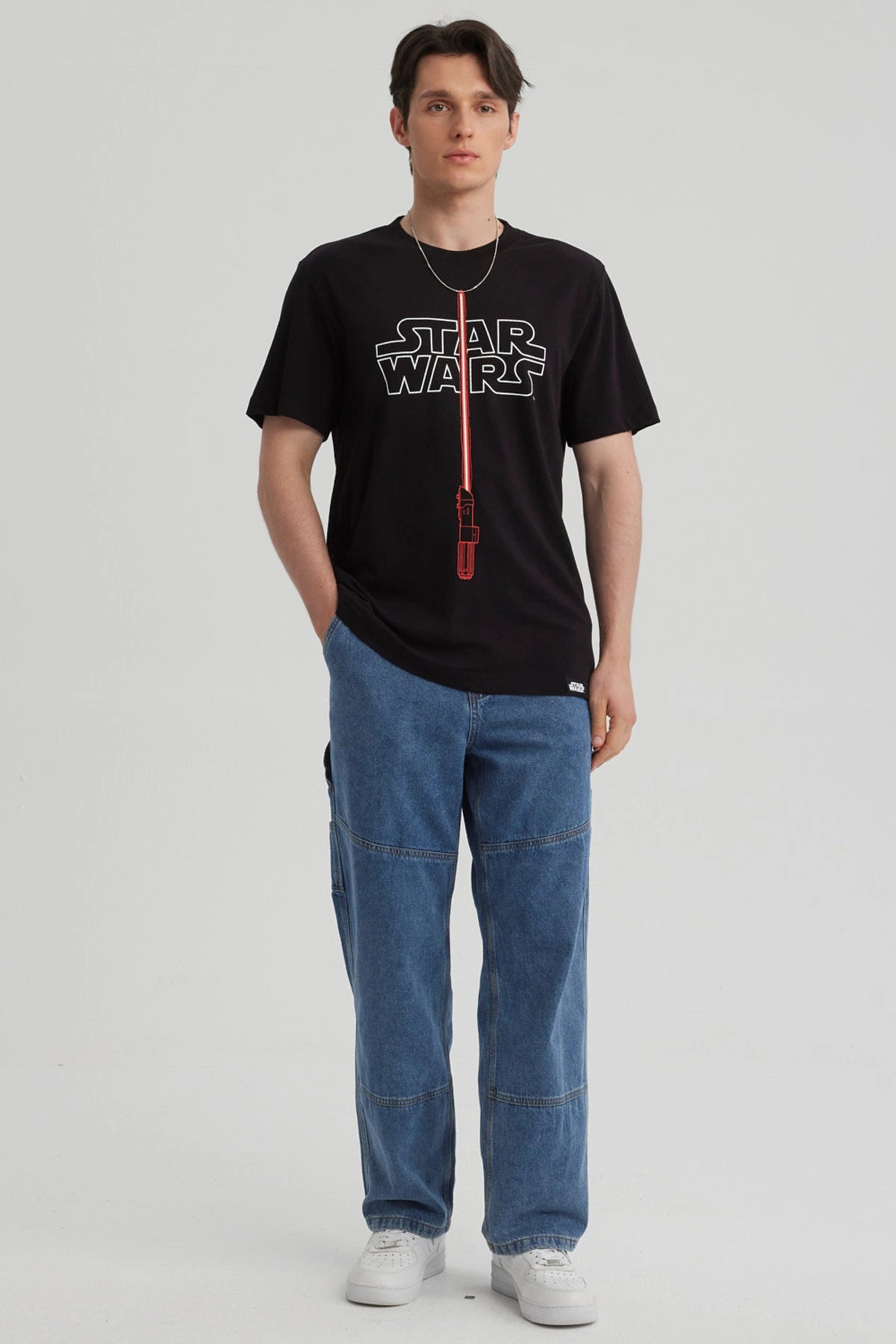 Polera Star Wars Lightsaber Negra