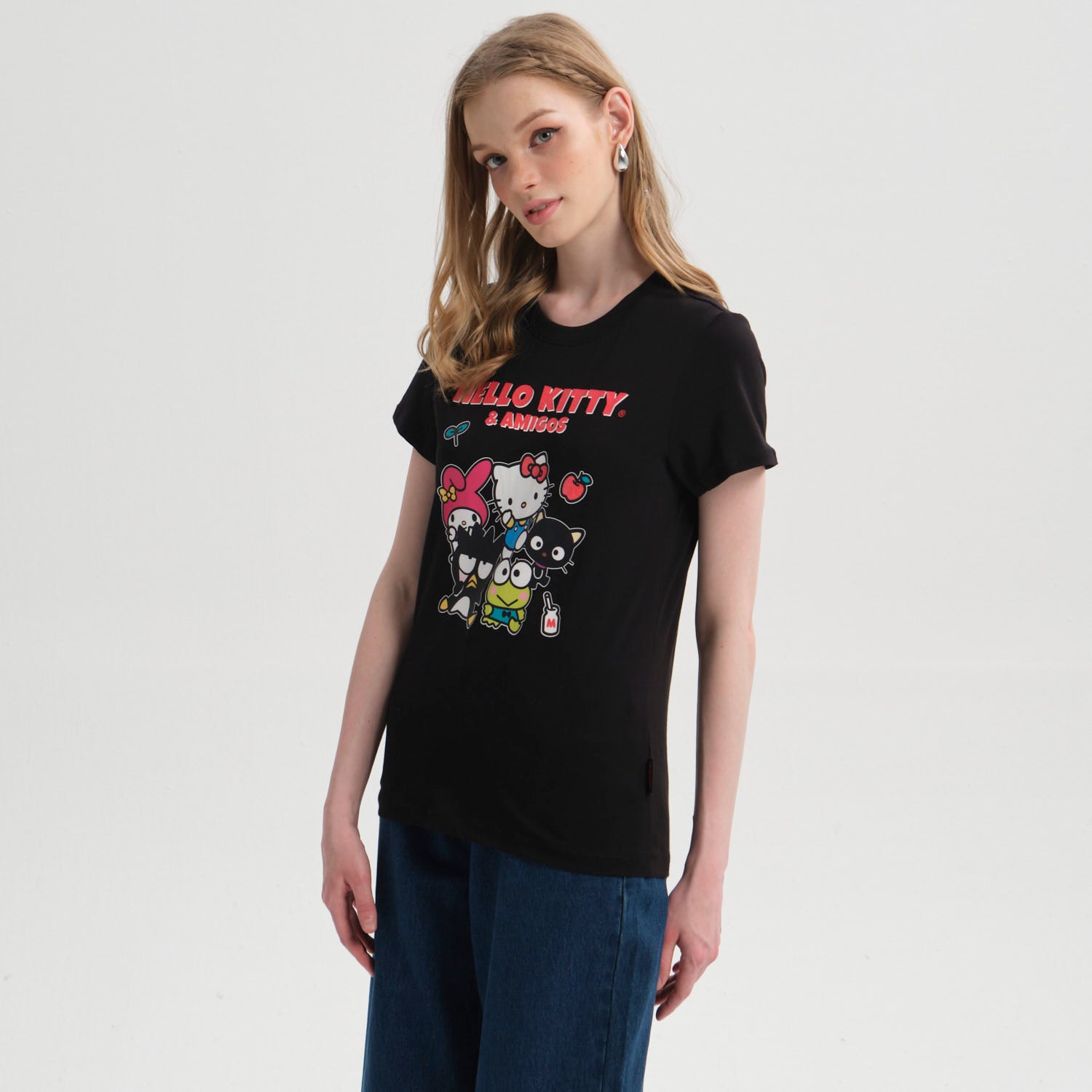 Polera Hello Kitty Y Sus Amigos Negro