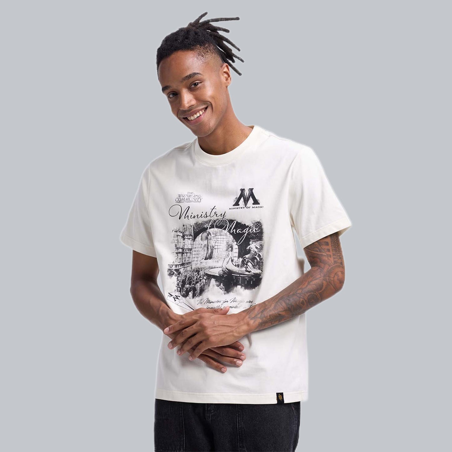 Polera Harry Potter Ministerio de Magia Beige