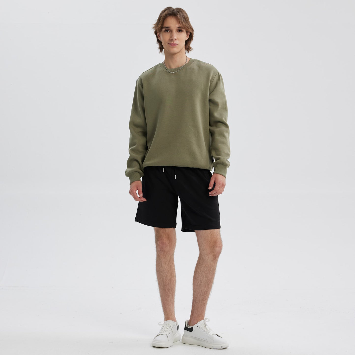 Bermuda Holly Concept Negra