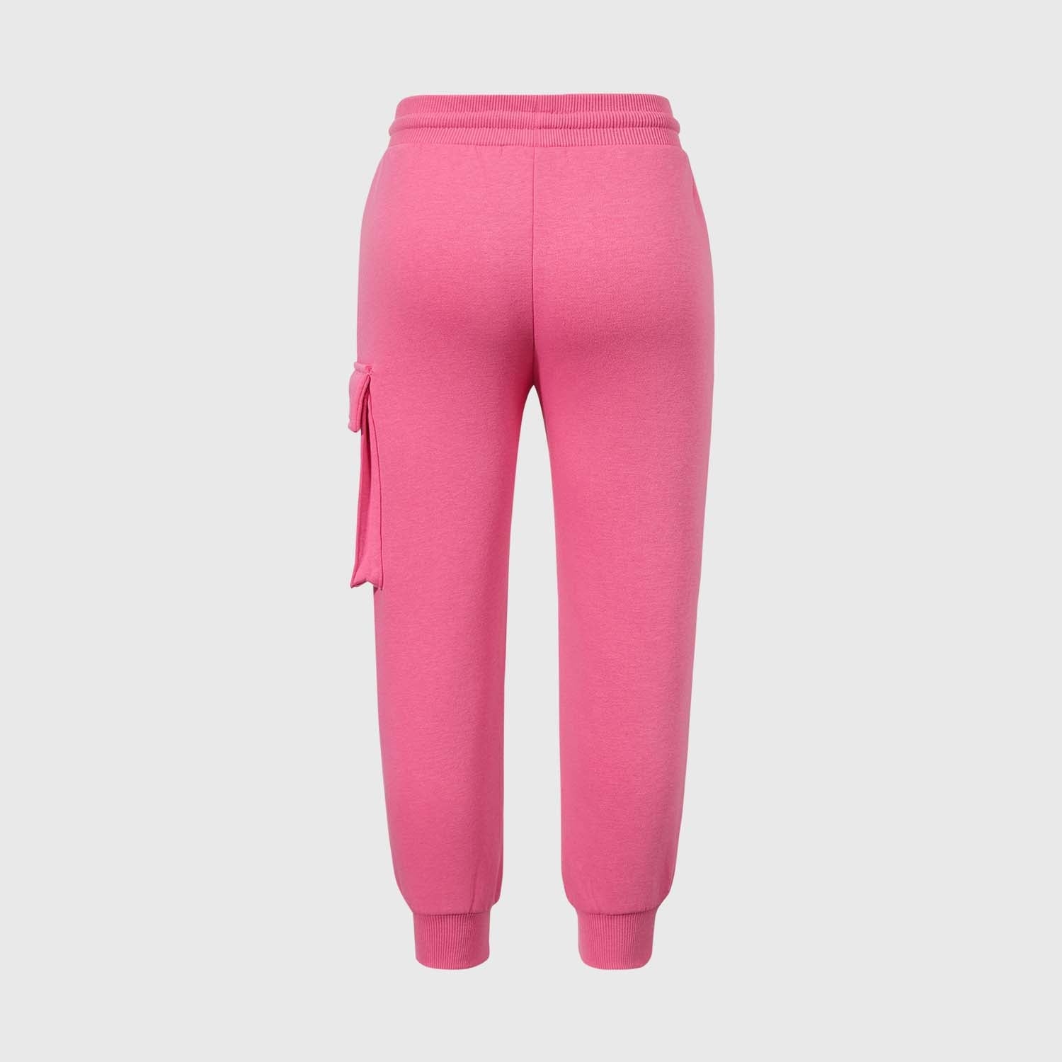 Pantalón buzo cargo rosado con estampado de Skye de Paw Patrol sonriendo y el texto "Cool Kind" en colores vibrantes, ideal para los pequeños aventureros.