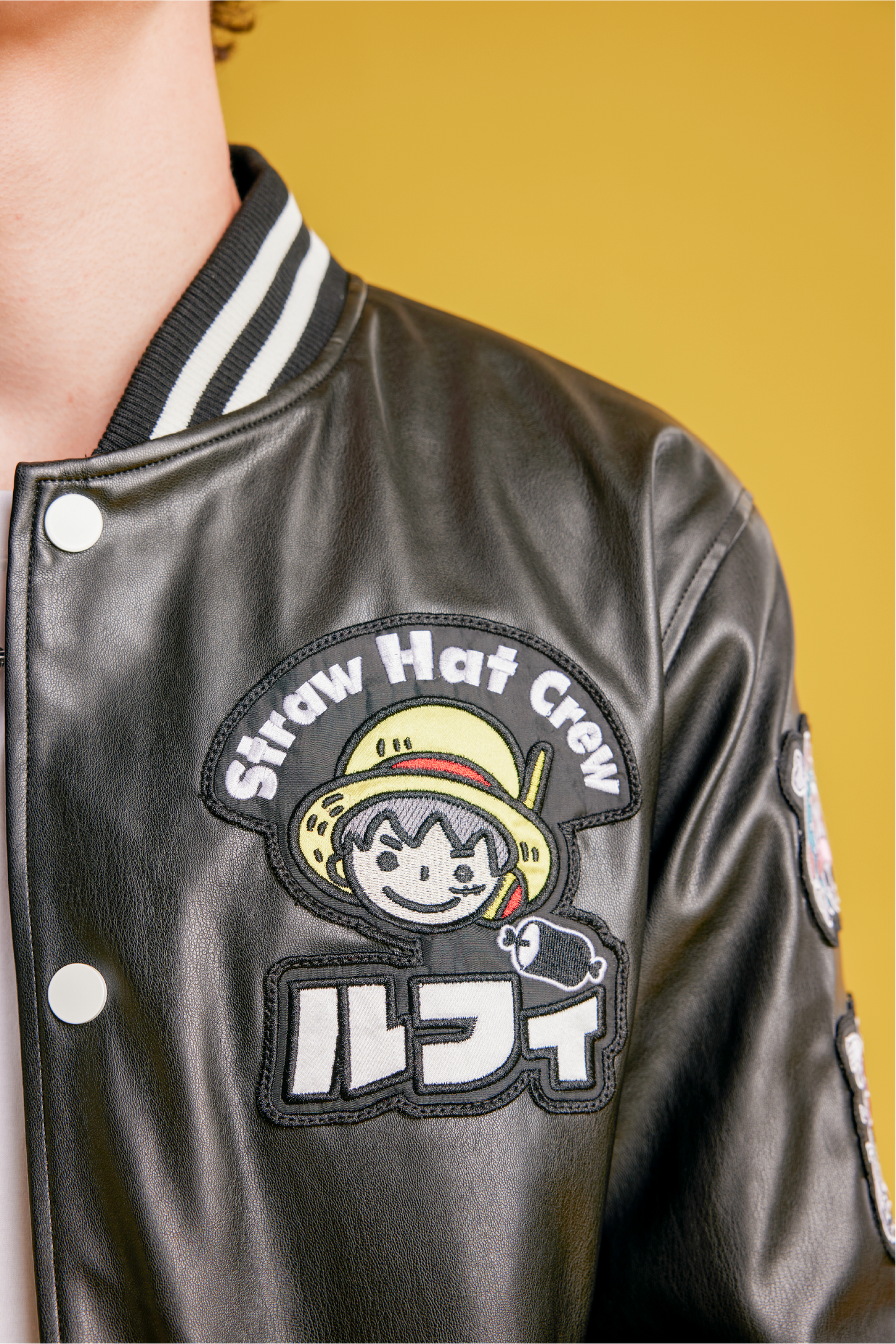 Chaqueta One Piece Straw Hat Crew Negra