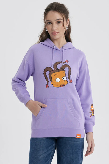 Polerón morado con ilustración de Susie Carmichael de Rugrats en el centro y un diseño pequeño en la manga, perfecto para fans de Nickelodeon.