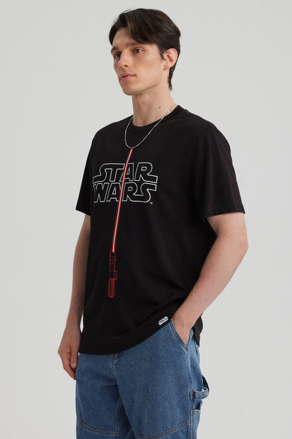 Polera Star Wars Lightsaber Negra