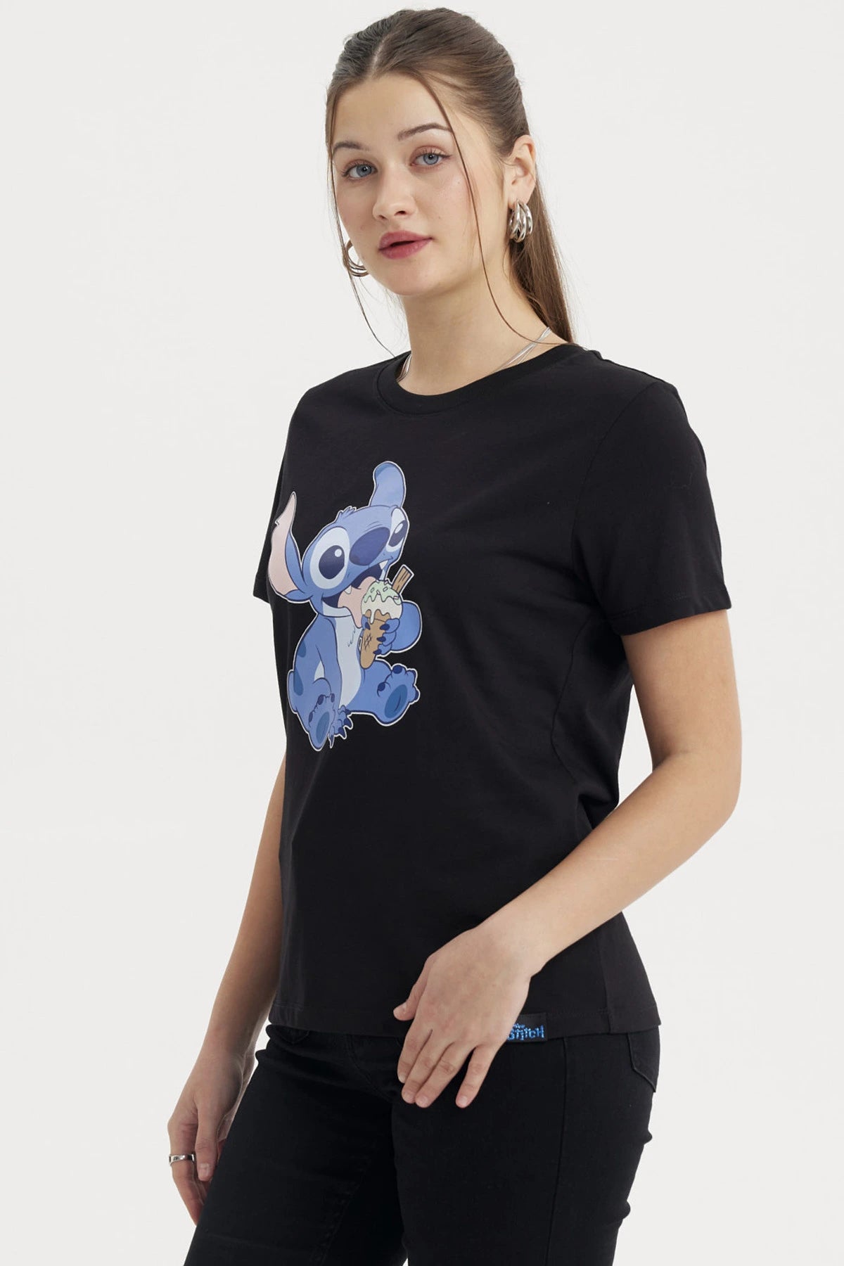 Polera Stitch Negra