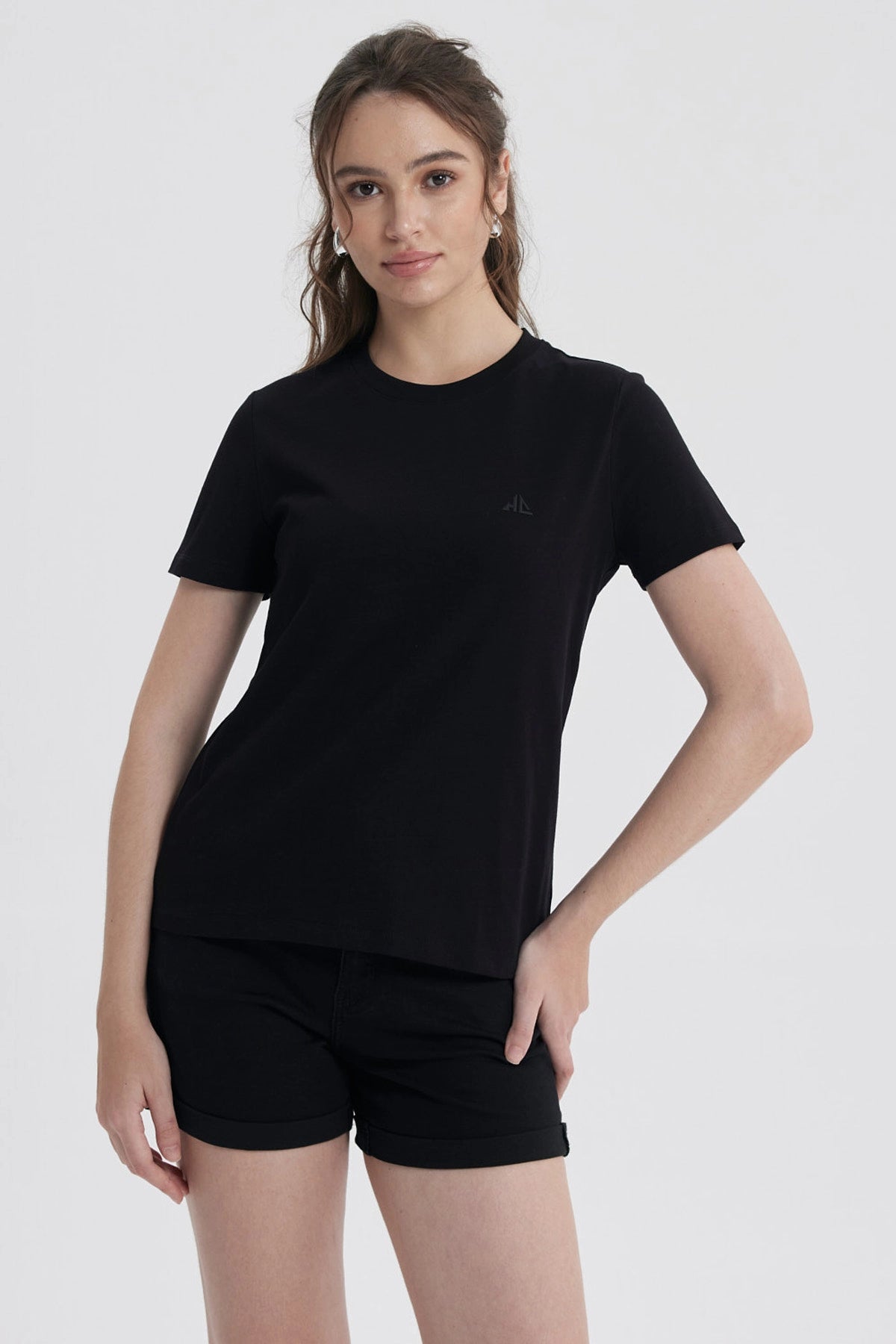 Polera Básica Negra