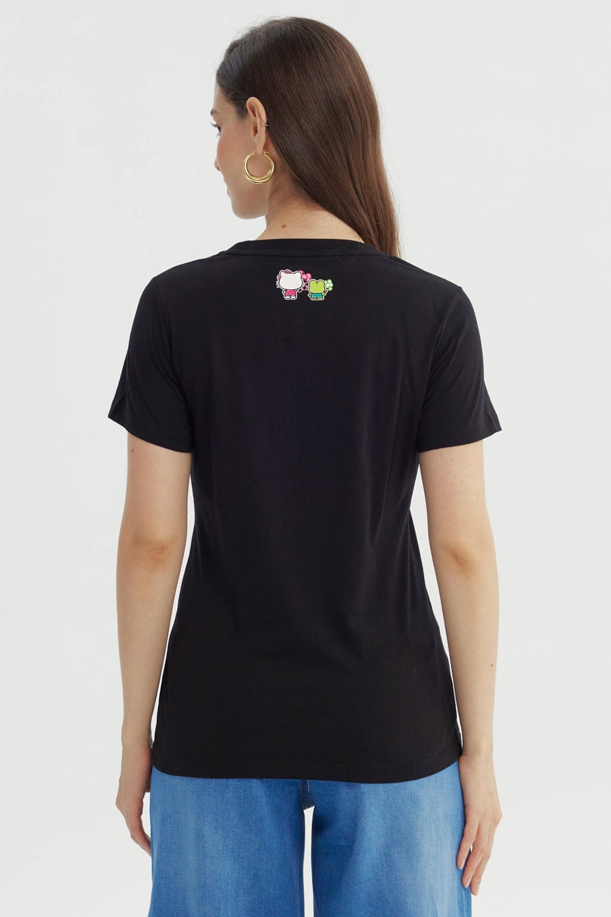 Polera Mujer Hello Kitty Y Sus Amigos Negra