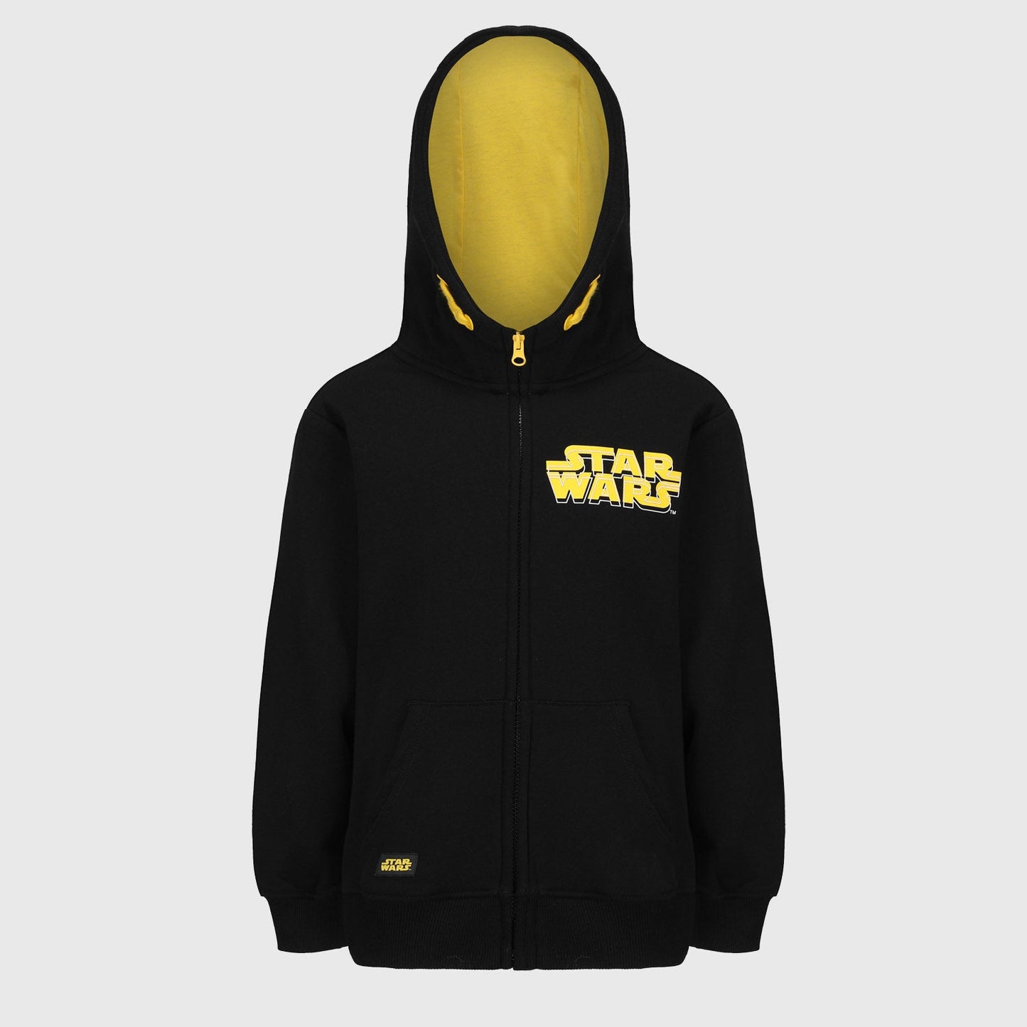 Polerón negro con cierre y capucha, presenta el logo amarillo de Star Wars en el pecho, ideal para fans de la saga galáctica.