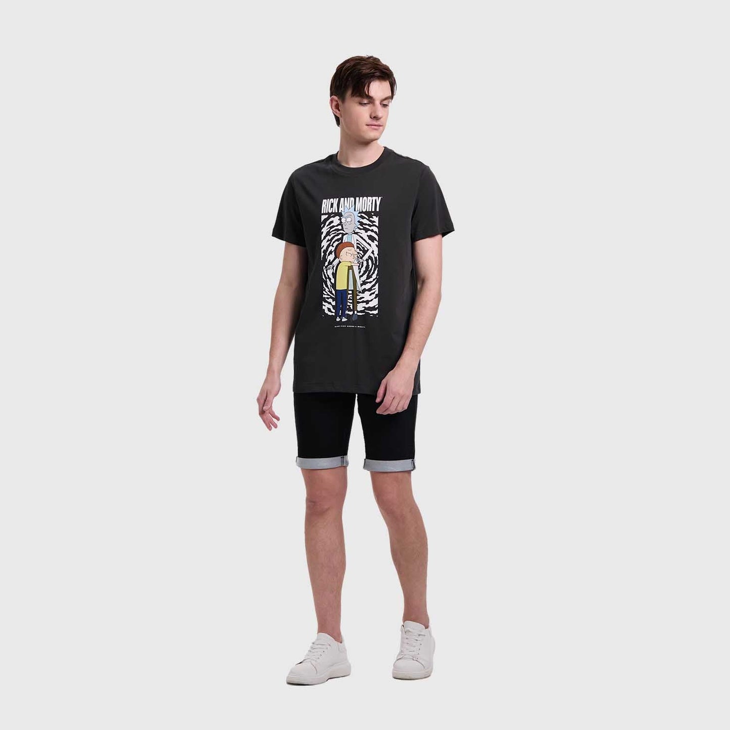 Polera marengo de Rick & Morty con ilustración de Rick y Morty en espiral, detalles en blanco y negro, perfecta para los fanáticos de la serie.