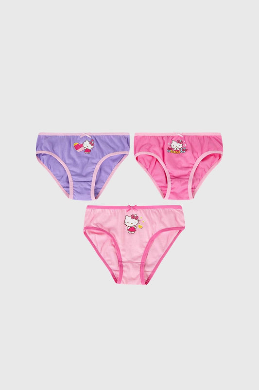Calzón tripack en tonos rosa y lila con estampados de Hello Kitty en diferentes poses, ideal para fans de la icónica gatita de Sanrio.