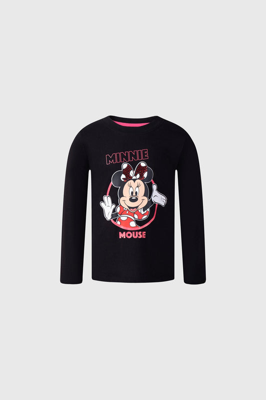 Polera negra de algodón con estampado de Minnie Mouse, mostrando su icónica sonrisa y lazo rojo, destacando su nombre en letras rosas, ideal para fans de Disney.