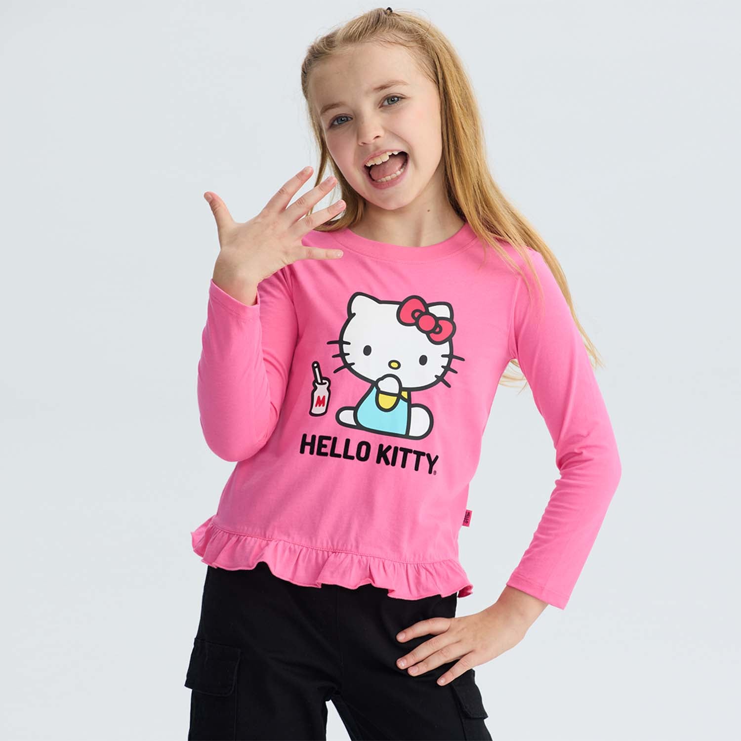 Polera Hello Kitty Con Vuelos Rosado