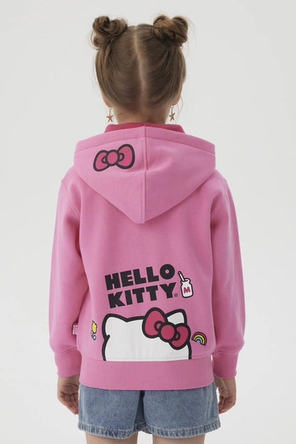 Polerón rosado de Hello Kitty con ilustración en el pecho de la icónica gata y su nombre en letras negras, ideal para fans de Sanrio.