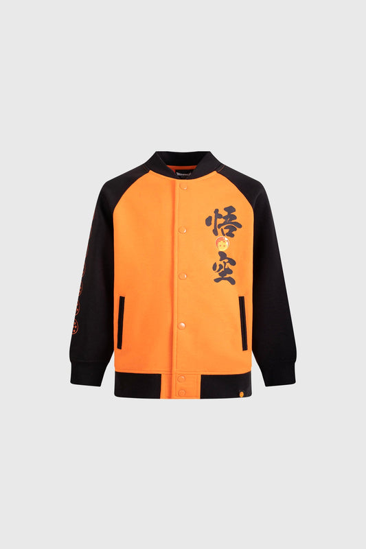 Polerón naranjo con mangas negras, presenta el kanji de Goku y emblemas de las esferas del dragón, ideal para fans de Dragon Ball.