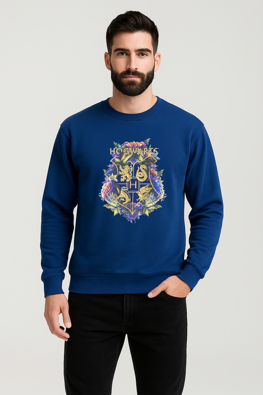 Polerón azul con el escudo de Hogwarts en colores vibrantes, incluye leones, serpientes y aves, ideal para fans de Harry Potter.