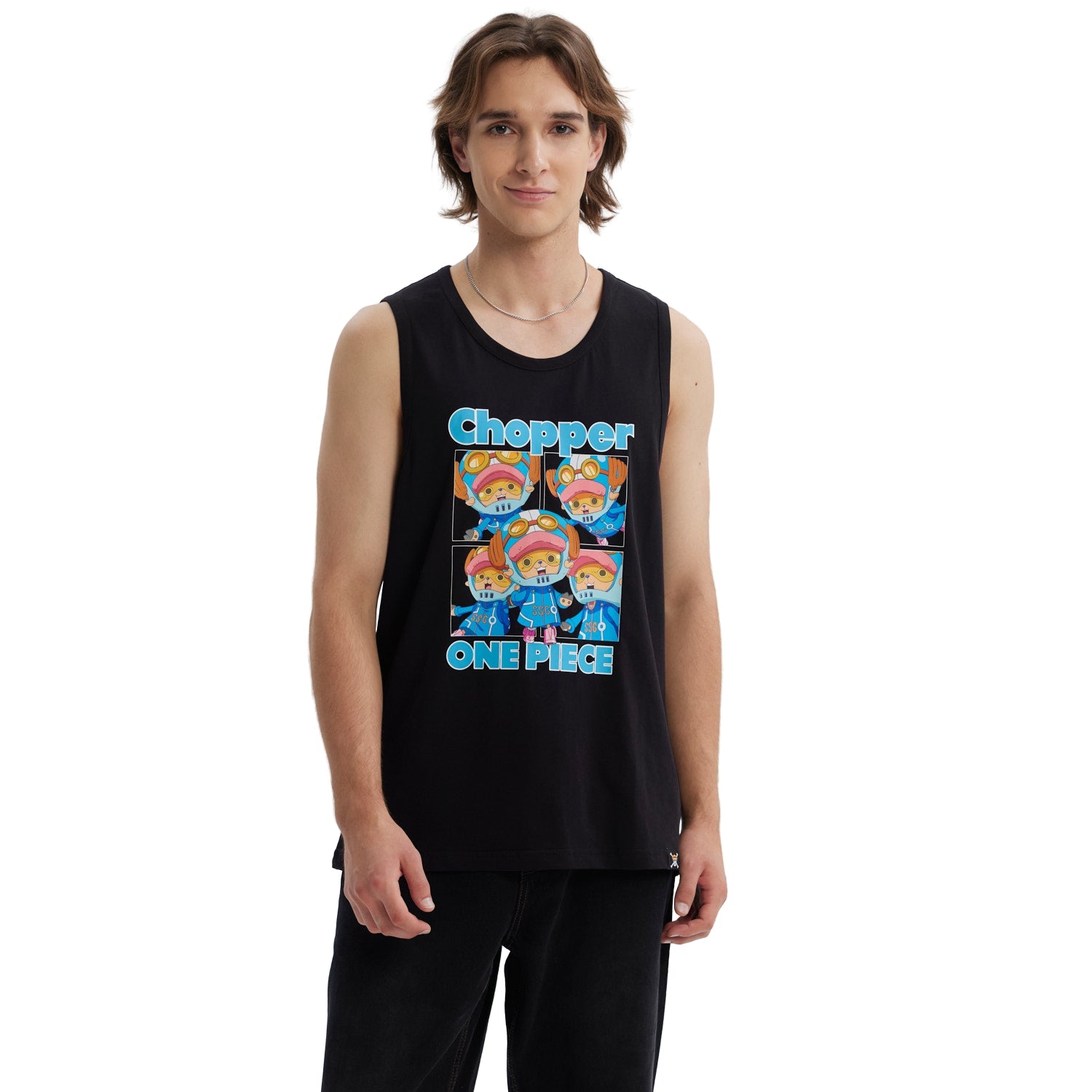 Polera negra sin mangas de algodón con estampado colorido de Chopper de One Piece en estilo caricatura, mostrando varias poses del personaje icónico.