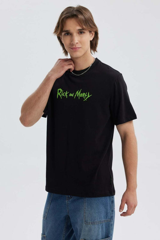 Polera Rick & Morty Negra
