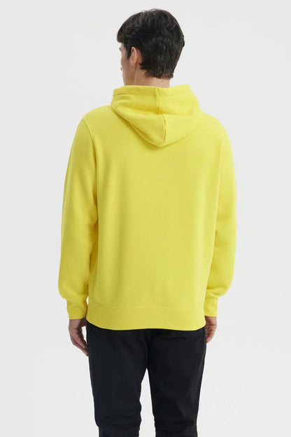 Polerón amarillo con la cara de Bob Esponja, diseño colorido y divertido, ideal para fans de Nickelodeon que buscan comodidad y estilo.