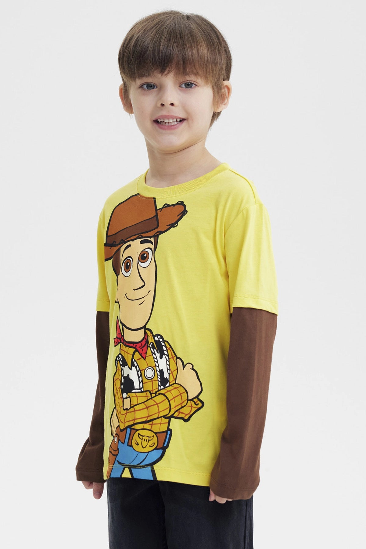 Polera Woody Toy Story Amarilla