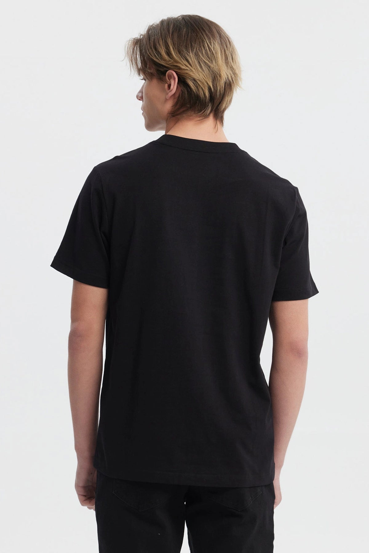 Polera One Piece Roronoa Zoro Negra